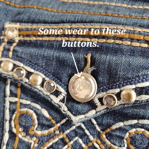 Soundgirl Jeans Bootcut Crop Raw Hem Low Rise Distressed Embellished Size 5 - Picture 7 of 12